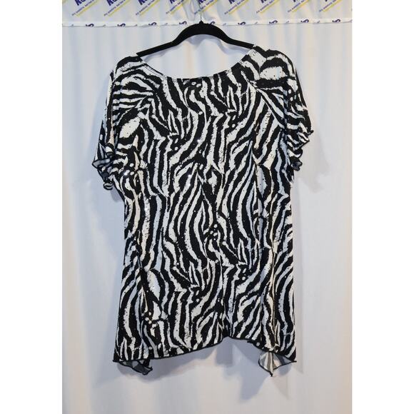 Brittany Black and White Zebra Print Sequined Shirt Pullover Top Women Size 2X - Picture 2 of 3
